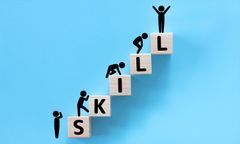 社員のスキルアップ・学び直しのために、取り組みを実施しているか？